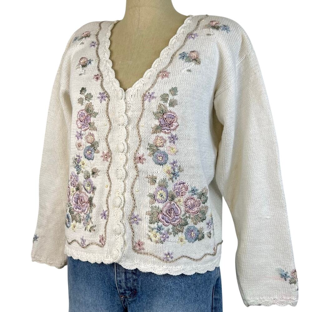 Vintage JENNY Button Front Floral Embroidered Cardigan Sweater (Sz L)